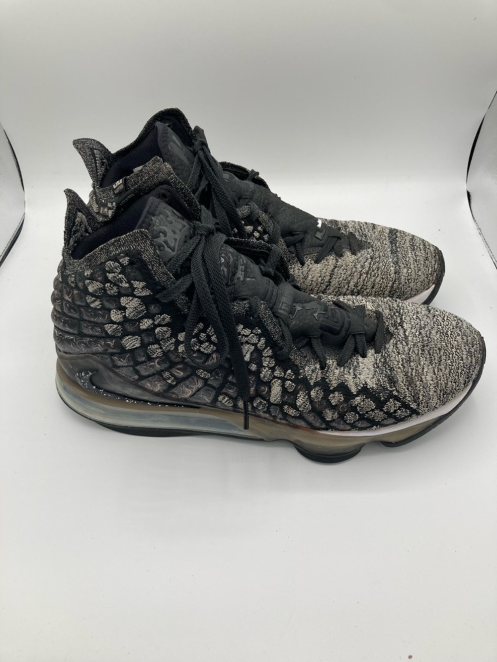 Size 13- Nike LeBron 17 In The Arena 2019 BQ3177-002 Black White Oreo